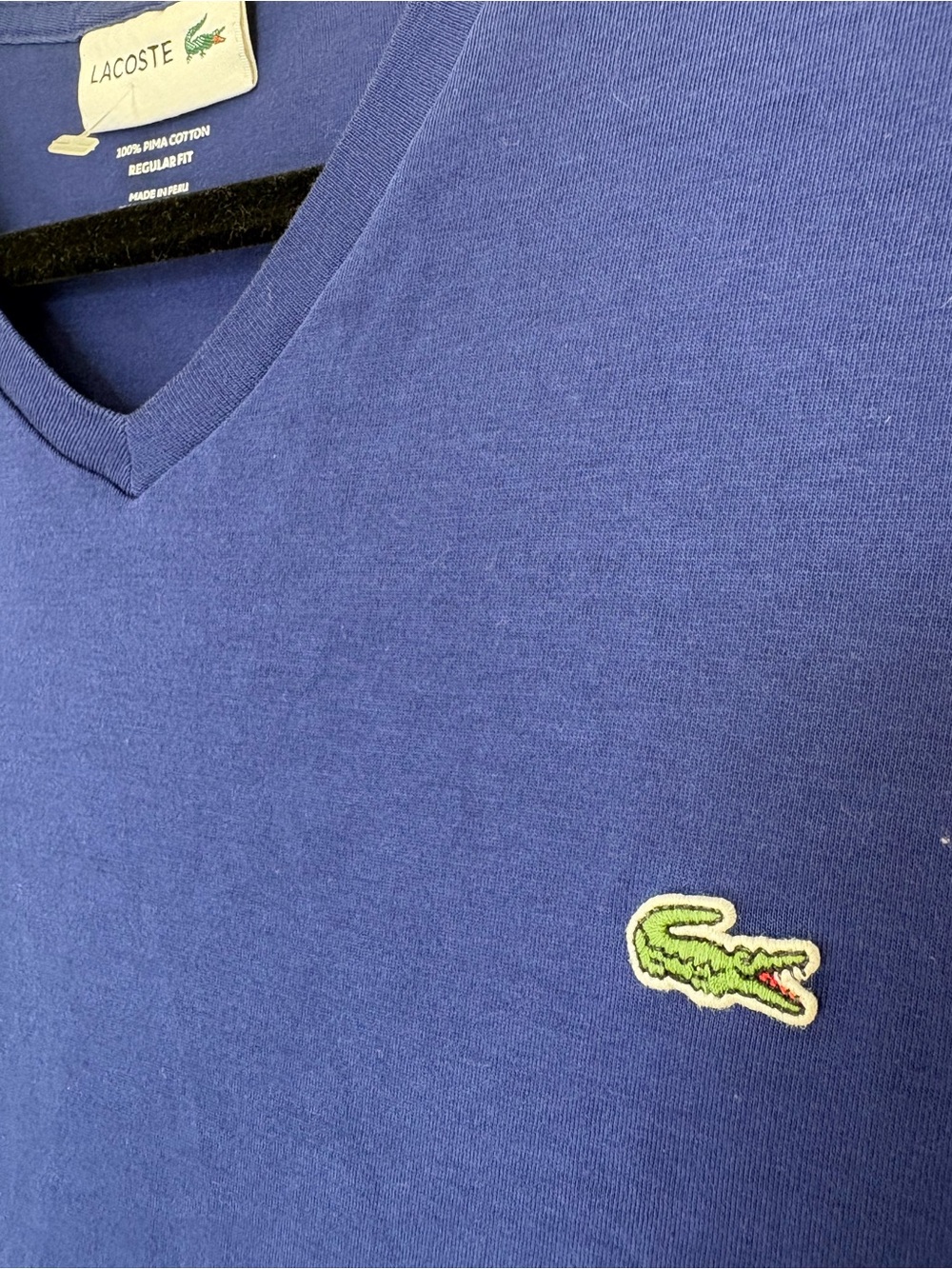 Lacoste Men's V-Neck Short Sleeve Tee in Blue with Green Crocodile Size XL F6